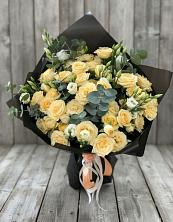 Букет цветов из:  Розы и Лизиантусы в Благовещенке