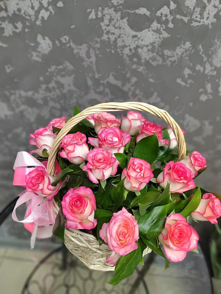 Цветочная композиция из Розы в корзине в Благовещенке