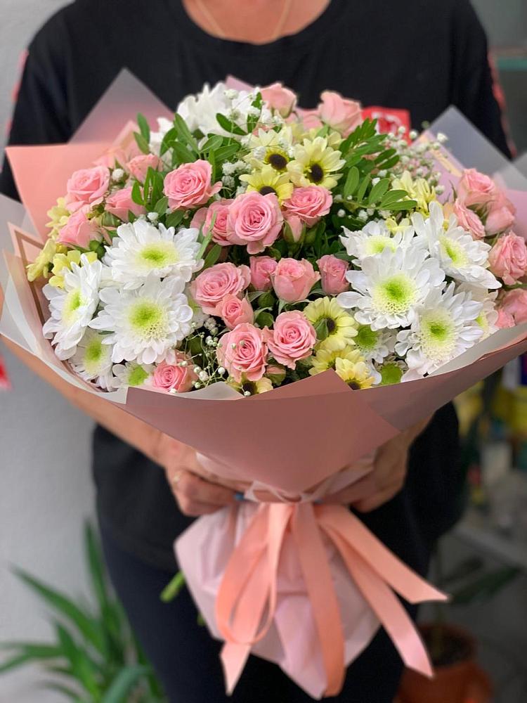 Букет цветов из: Розы и Хризантемы в Благовещенке