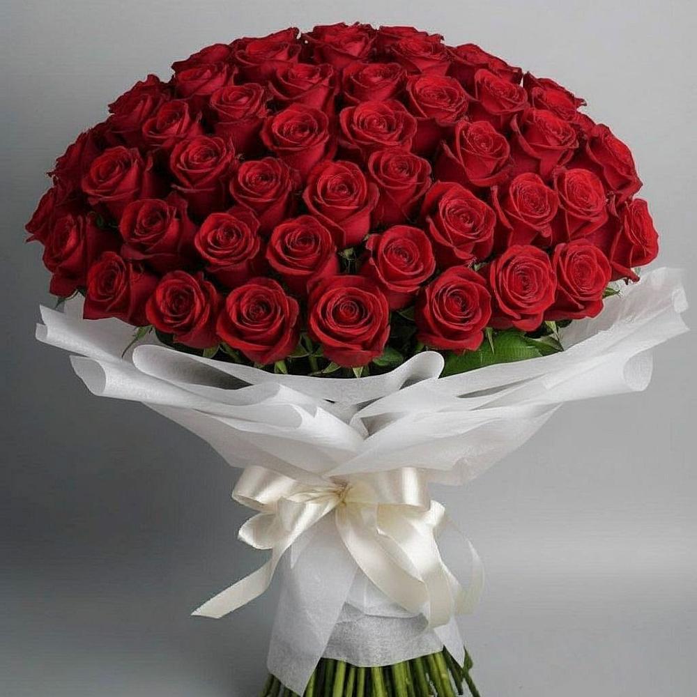 Букет 101 Красная роза Блэк Мэджик в Благовещенке