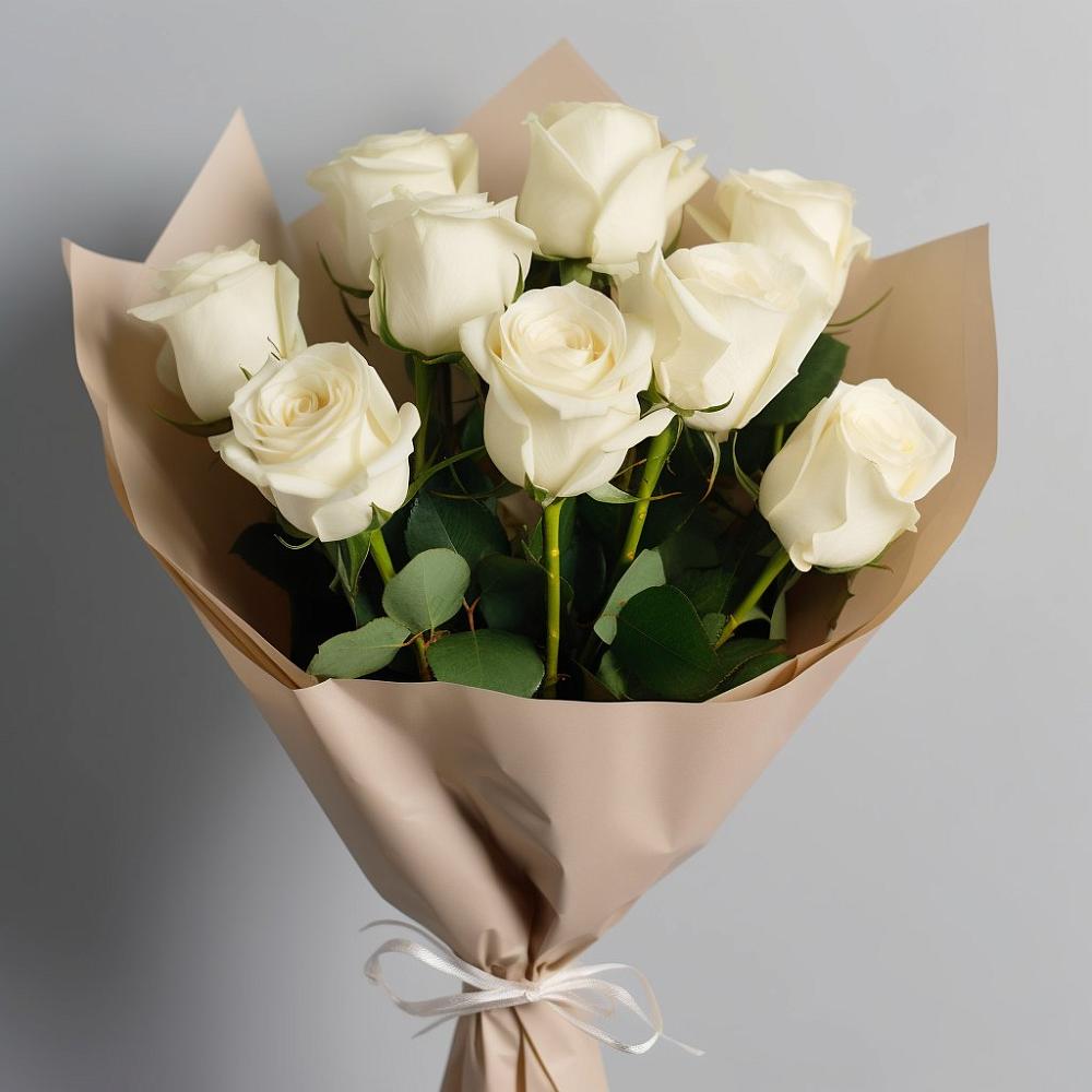 Букет 9 Белых роз Эдлесс Лав в Благовещенке