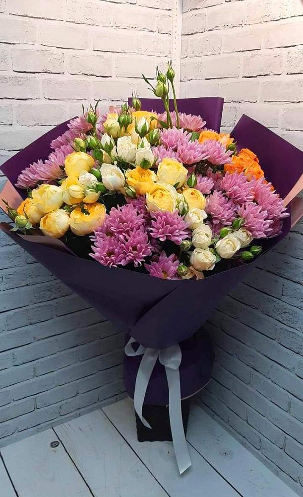 Букет цветов из: Хризантемы и Розы в Благовещенке
