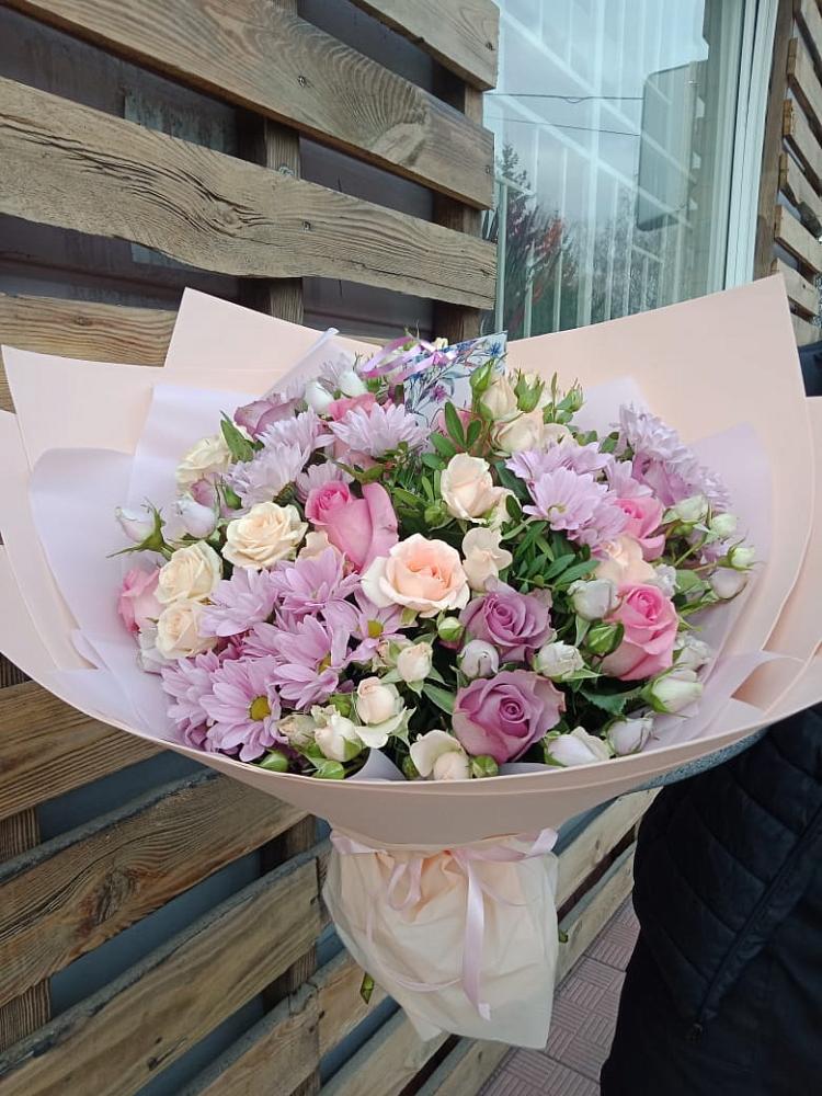 Букет цветов из: Розы и Хризантемы в Благовещенке