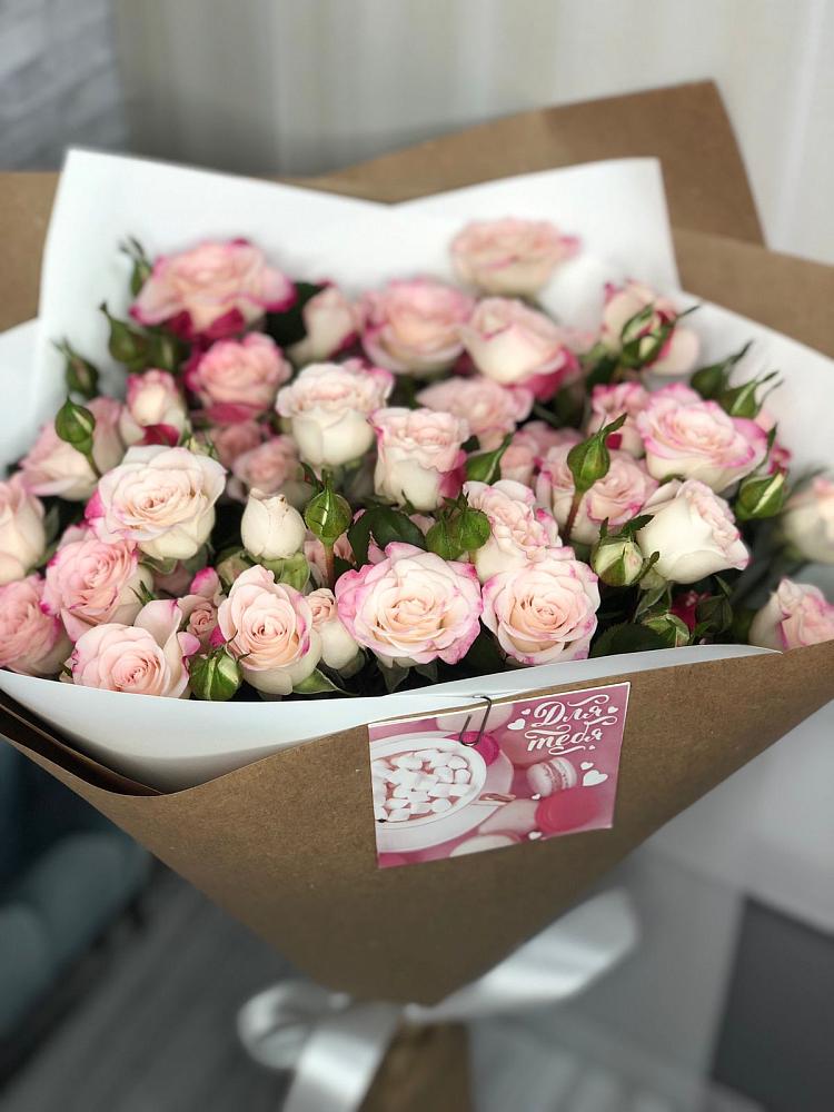 Букет цветов из: Розы в Благовещенке