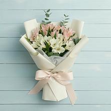 Букет цветов из:  Альстромерии в Благовещенке