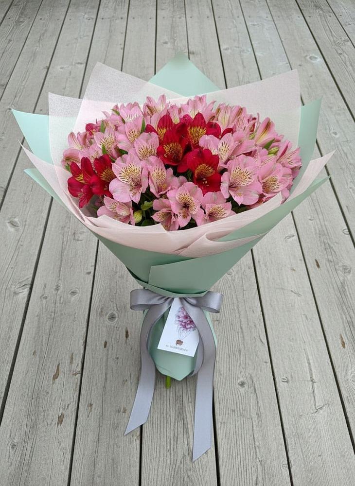 Букет цветов из: Альстромерии в Благовещенке