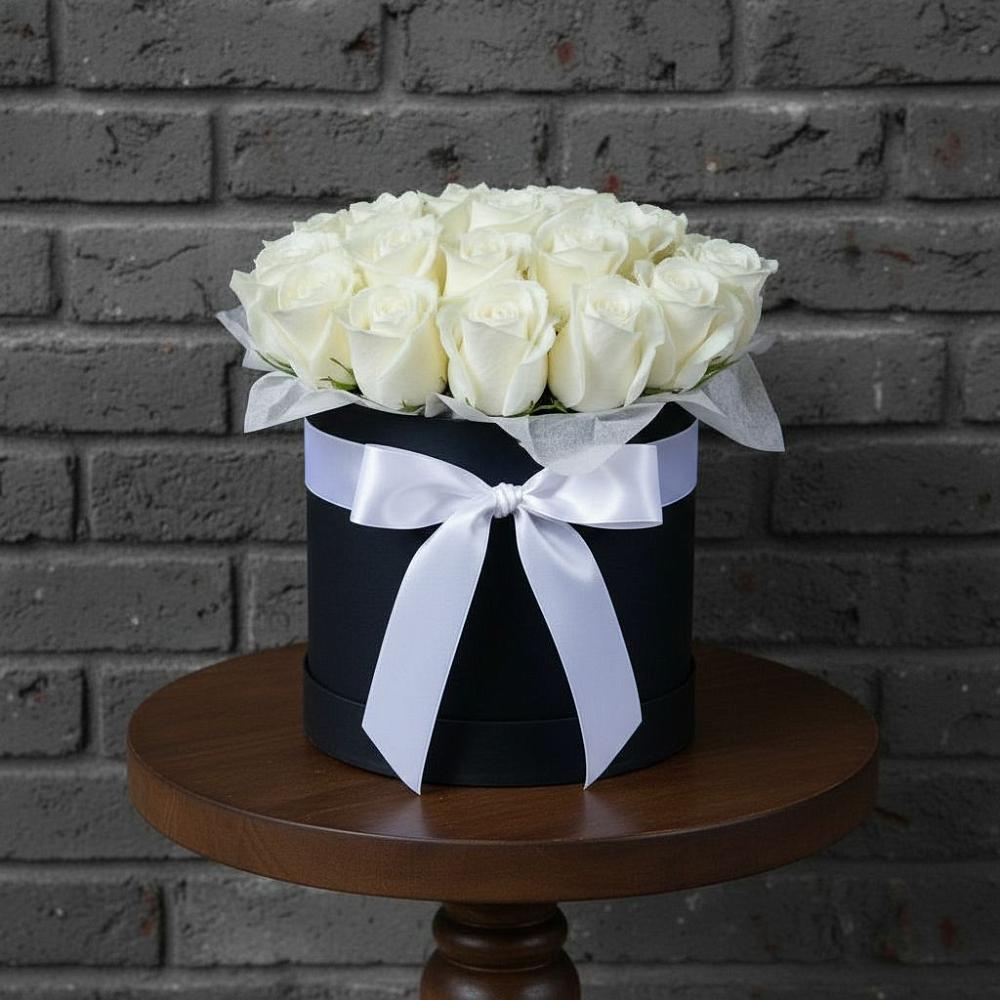 Цветочная композиция из Розы в шляпной коробке в Благовещенке