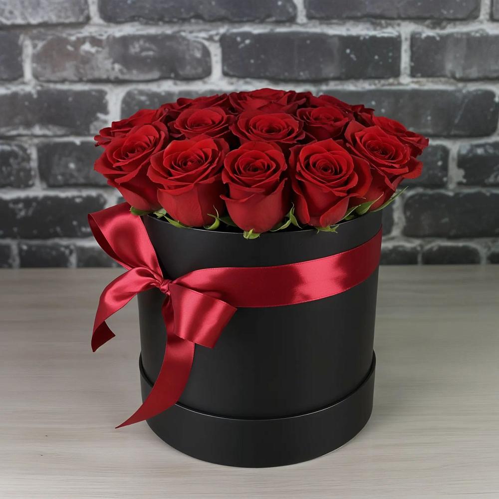 Цветочная композиция из Розы в шляпной коробке в Благовещенке