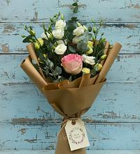 Букет цветов из:  Розы и Лизиантусы #REPLACE_PRED# Благовещенке