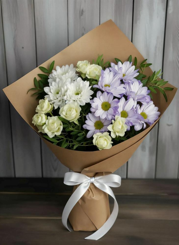 Букет цветов из: Хризантемы и Розы в Благовещенке